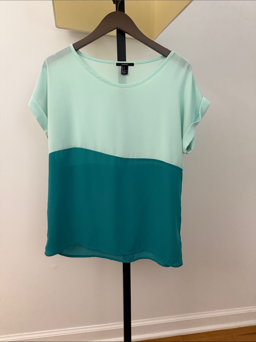 Forever 21 Two-Tone Mint and Teal Colorblock Blouse